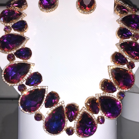 Purple Color Shifting Jewelry Set - Picture 2 of 6